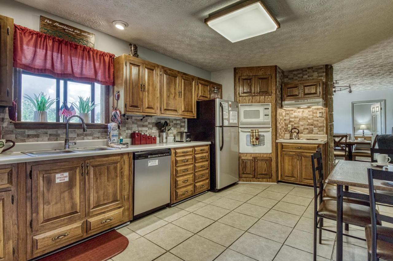 Apple Valley Hideaway, 1089 Of Free Attraction Tickets For Each Paid Day, Dollywood And More! ピジョンフォージ エクステリア 写真