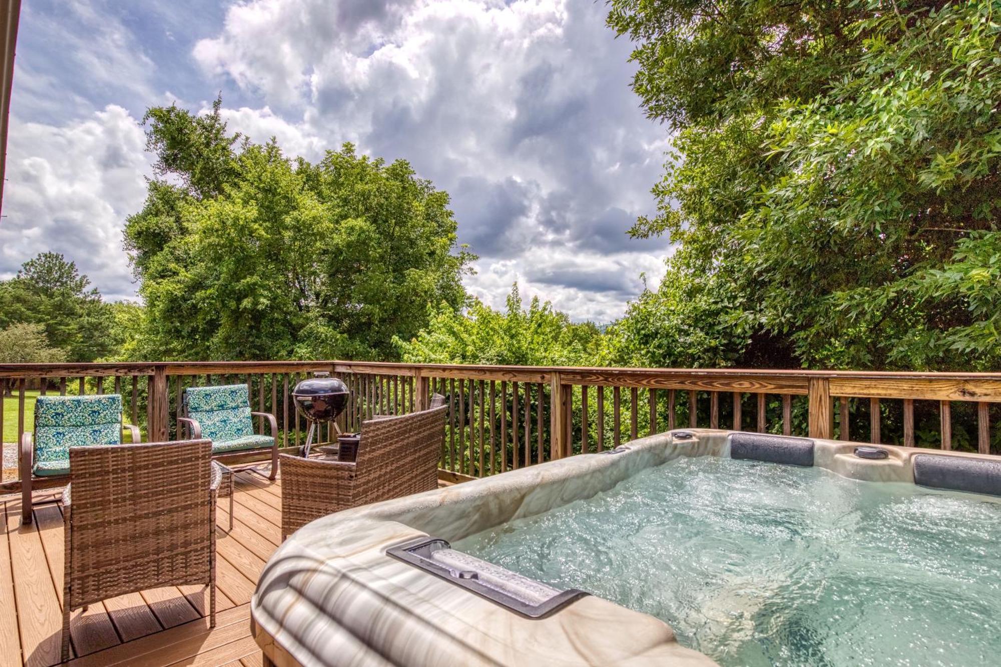 Apple Valley Hideaway, 1089 Of Free Attraction Tickets For Each Paid Day, Dollywood And More! ピジョンフォージ エクステリア 写真